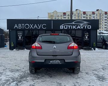 Renault Megane III - фото 5