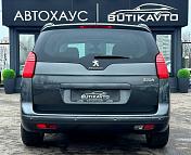 Peugeot 5008 I · Рестайлинг , 2014 г., механика, дизель - фото 5