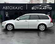 Volvo V50 I · 2-й рестайлинг , 2011 г., механика, дизель - фото 4