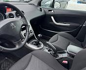 Peugeot 308 T7 · Рестайлинг , 2012 г., механика, дизель - фото 10