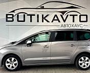 Peugeot 5008 I · Рестайлинг , 2014 г., механика, дизель - фото 4