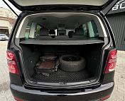 Volkswagen Touran I · Рестайлинг , 2010 г., механика, дизель - фото 12