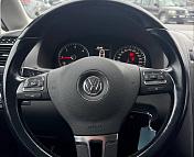 Volkswagen Touran I · 2-й рестайлинг , 2011 г., механика, дизель - фото 15