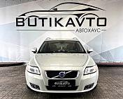 Volvo V50 I · 2-й рестайлинг , 2010 г., механика, дизель  - фото 2