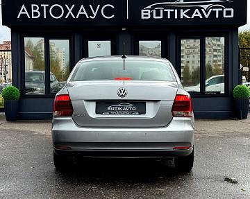 Volkswagen Polo Sedan I · Рестайлинг - фото 5