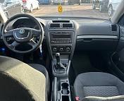 Skoda Octavia II · Рестайлинг , 2009 г., механика, бензин - фото 9