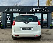Peugeot 5008 I , 2011 г., механика, дизель  - фото 6