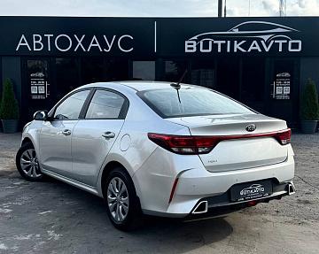 Kia Rio - фото 4