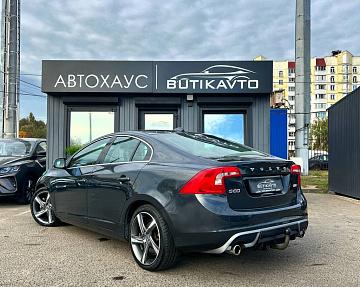 Volvo S60 II - фото 4