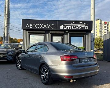 Volkswagen Jetta VI · Рестайлинг - фото 4
