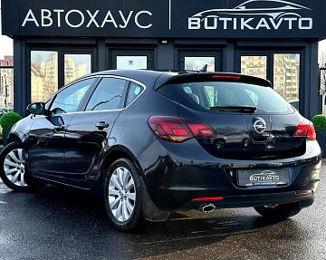 Opel Astra J - фото 4