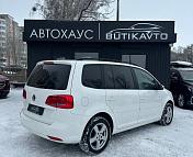 Volkswagen Touran I · 2-й рестайлинг , 2011 г., механика, дизель - фото 6
