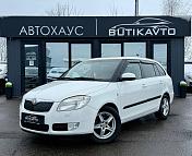 Skoda Fabia 5J · Рестайлинг , 2010 г., механика, бензин - фото 3