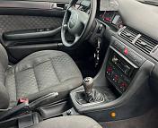 Audi A6 C5 · Рестайлинг , 2003 г., механика, дизель - фото 14