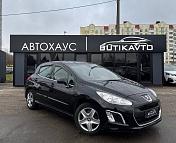 Peugeot 308 T7 · Рестайлинг , 2011 г., механика, дизель