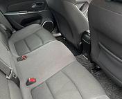 Chevrolet Cruze J300 · Рестайлинг , 2015 г., автомат, бензин  - фото 13