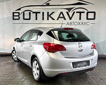 Opel Astra J - фото 5