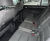 Volkswagen Touran I · 2-й рестайлинг , 2011 г., механика, дизель - фото 9