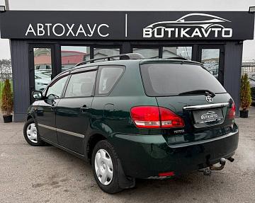 Toyota Avensis Verso I - фото 5