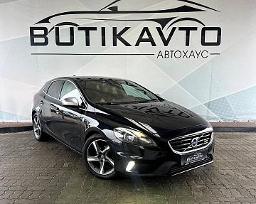 Volvo V40 II