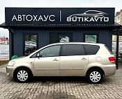 Toyota Avensis Verso I , 2003 г., механика, дизель - фото 4
