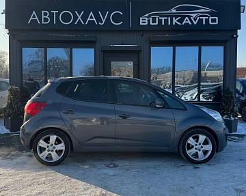 Kia Venga I - фото 4