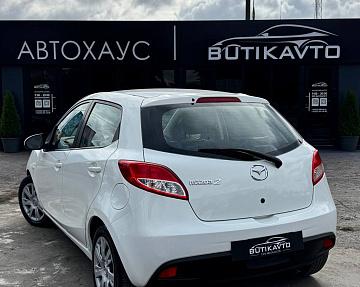 Mazda 2 II · Рестайлинг - фото 4