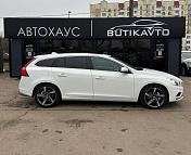 Volvo V60 I , 2012 г., механика, дизель - фото 7