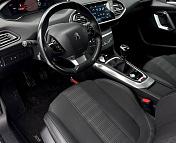 Peugeot 308 T9 · Рестайлинг , 2020 г., механика, бензин - фото 11