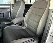 Volkswagen Touran I · 2-й рестайлинг , 2010 г., механика, дизель - фото 10