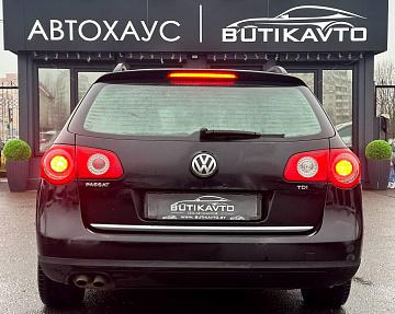 Volkswagen Passat B6 - фото 5