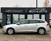 Volvo V60 I · Рестайлинг , 2013 г., механика, дизель - фото 4