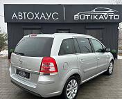 Opel Zafira B · Рестайлинг , 2011 г., механика, дизель - фото 6