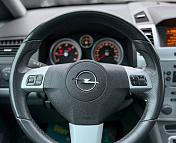 Opel Zafira B · Рестайлинг , 2011 г., механика, дизель - фото 10