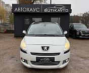 Peugeot 5008 I , 2011 г., механика, дизель - фото 2