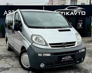 Opel Vivaro I