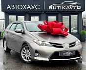 Toyota Auris II (E180) , 2015 г., механика, дизель