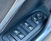 Peugeot 2008 I · Рестайлинг , 2017 г., механика, бензин - фото 18