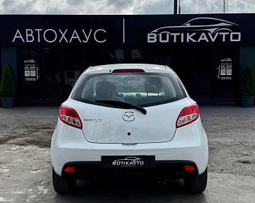 Mazda 2 II · Рестайлинг - фото 5