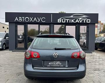 Volkswagen Passat B6 - фото 5