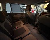 Citroen C4 Grand Picasso II · Рестайлинг , 2017 г., механика, дизель - фото 11