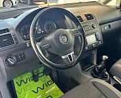 Volkswagen Touran I · 2-й рестайлинг , 2011 г., механика, дизель - фото 11