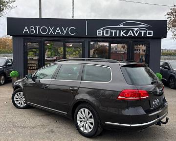 Volkswagen Passat B7 - фото 4