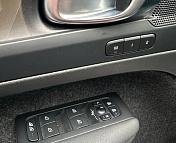 Volvo XC40 I · Рестайлинг , 2022 г., автомат, электро - фото 15