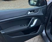 Peugeot 308 T9 · Рестайли, 2020 г., механика, дизель - фото 9