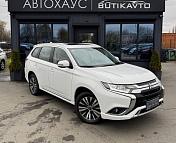 Mitsubishi Outlander III · 3-й рестайлинг , 2022 г., вариатор, бензин