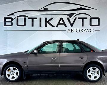 Audi A6 C4 - фото 4