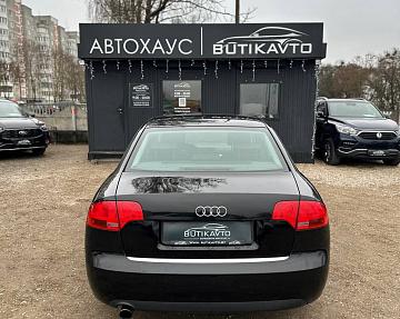 Audi A4 B7 - фото 5