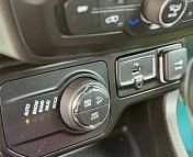 Jeep Renegade I · Рестайлинг , 2020 г., автомат, бензин - фото 18