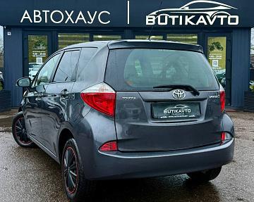 Toyota Verso-S I - фото 5